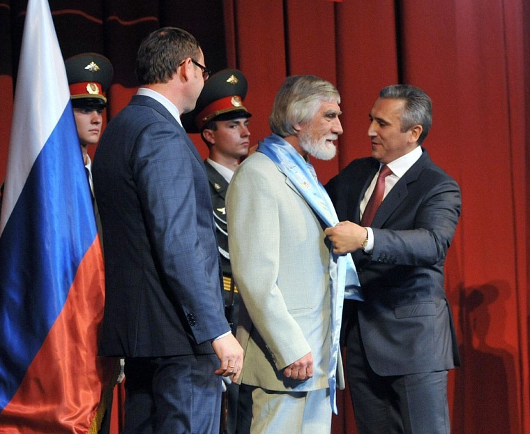 Тюмень принимает поздравления