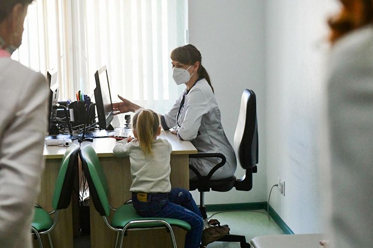 Эксперт высоко оценил личное внимание губернатора Тюменской области к проблемам сельской медицины