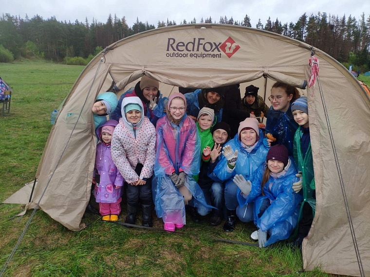 Гвоздем туристического фестиваля в Успенке стал бардовский концерт