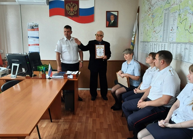 Один из первых начальников ГАИ Тюменского района побывал на месте службы