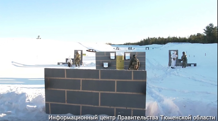 Курсанты ТВВИКУ отрабатывали на полигоне штурм зданий и ведение боев в условиях города