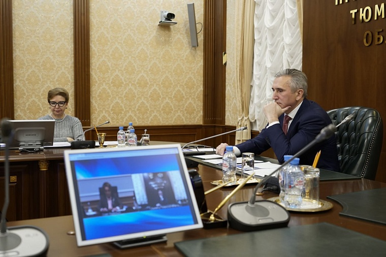 Александр Моор: Тюменские семьи с детьми всегда могут рассчитывать на нашу помощь