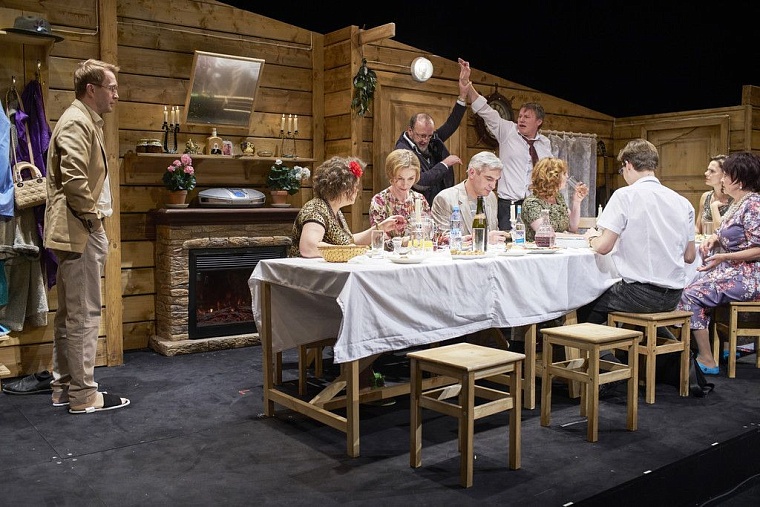 Дважды Боярская, Миронов, Хаматова, Козловский, Раппопорт – на тюменских «подмостках»