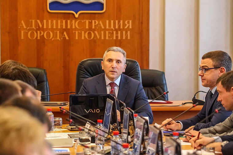 Тюменцам показали автобус будущего