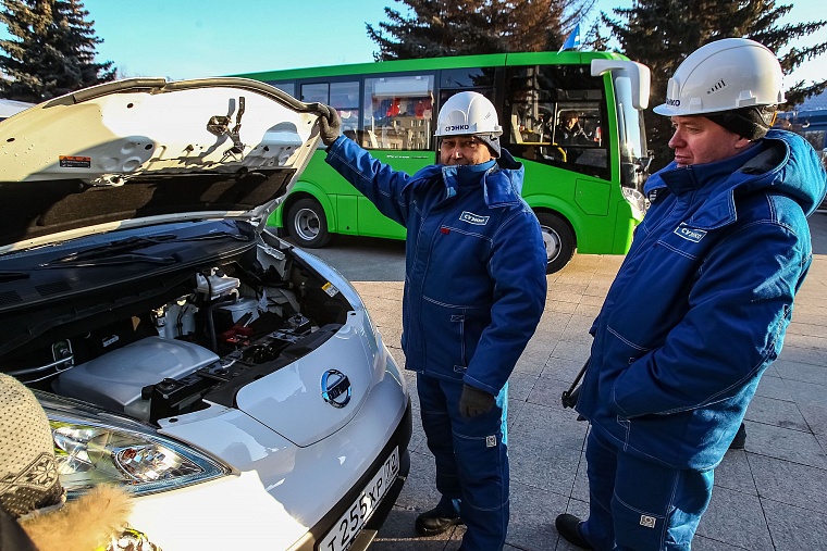 Тюменцам показали автобус будущего