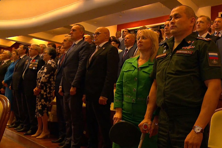 В Тюмени проходит концерт, посвященный 79-летию Тюменской области