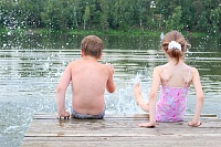 Общественники предложили обязать детей носить надувные жилеты на водоёмах