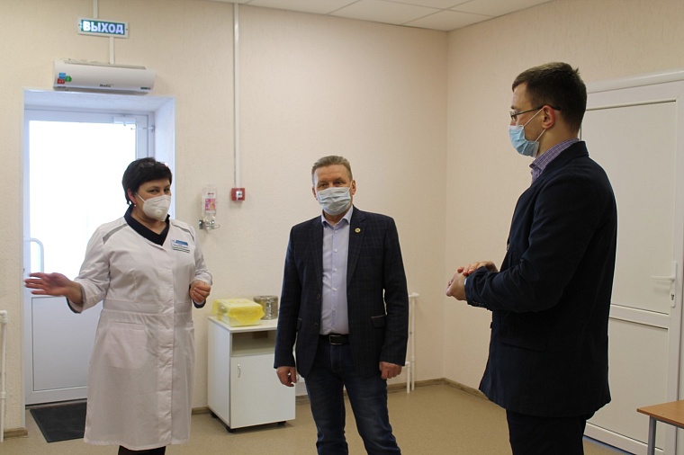 В селе Емуртла Тюменской области после ремонта открылась амбулатория