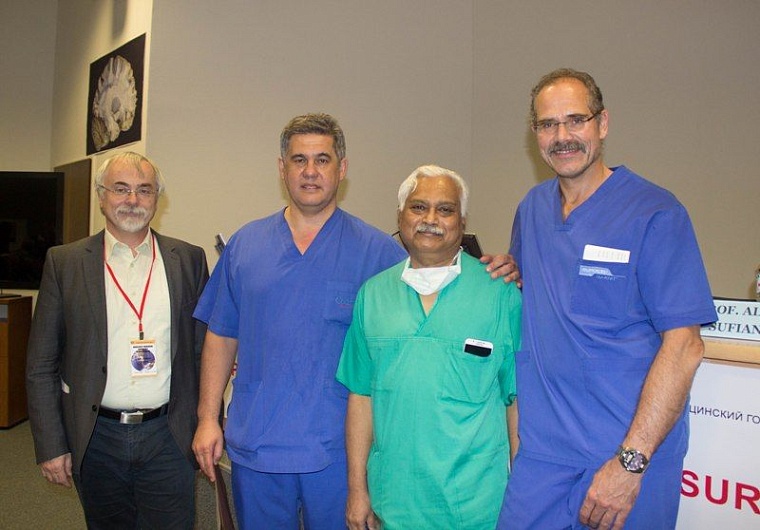 Светила мировой нейрохиругии дали мастер-классы в Тюмени