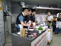 В Тюмени снимают первое кулинарное шоу "Шефы против кондитеров"