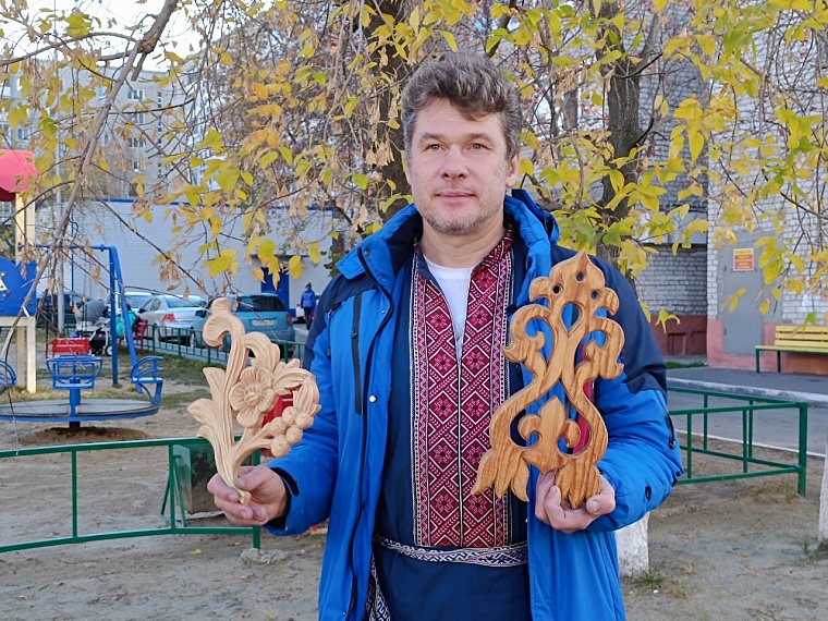 Деревянные Коньки-Горбунки: Тюменская область примет участие в проекте "Елки России"