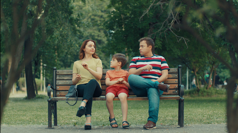 Сильвестр Сергеев будет стрелять деньги у своего сына в новом сезоне ситкома «СашаТаня»