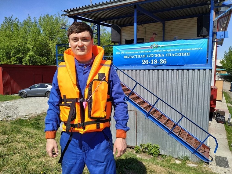 Не уверен - не спасай! К тонущему лучше плыть в жилете или со спасательным кругом