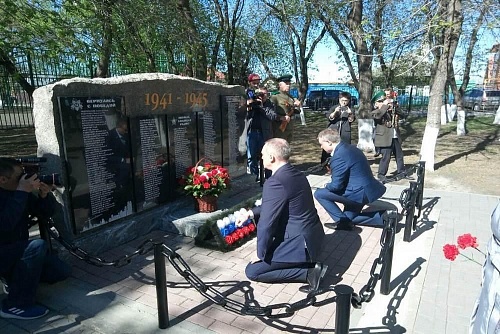 В Тюмени открыт памятный знак участникам Великой Отечественной войны и труженикам тыла
