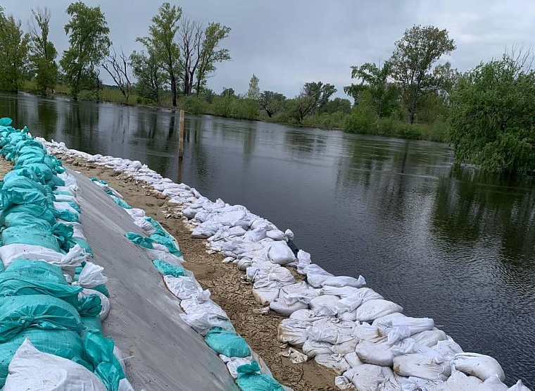 В Казанском районе к паводку готовят мешки и полиэтиленовую пленку