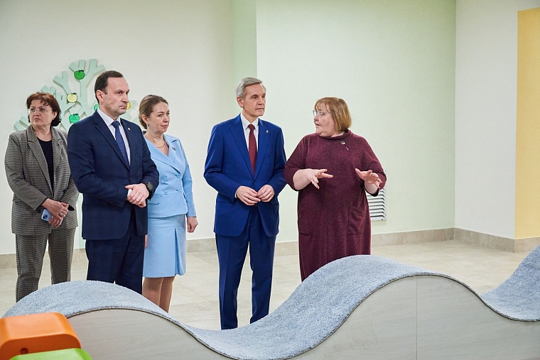 Тюменцы из Ново-Патрушево довольны новой школой