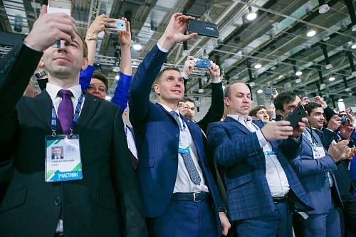 Больше 230 тыс. заявок поступило на конкурс "Лидеры России - 2020"