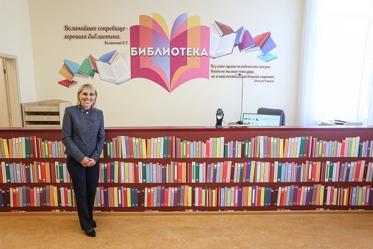 За парты самой большой школы в Тюменской области сели 2,5 тыс. учеников