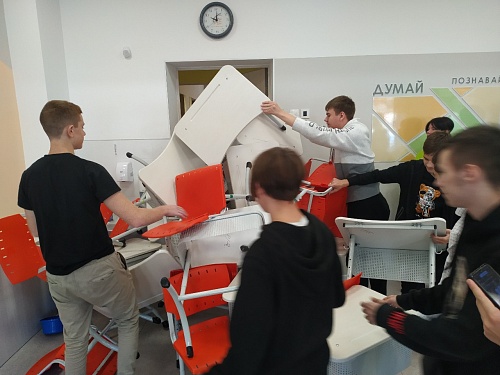 В тюменской школе провели тренировку для профилактики вооруженного нападения