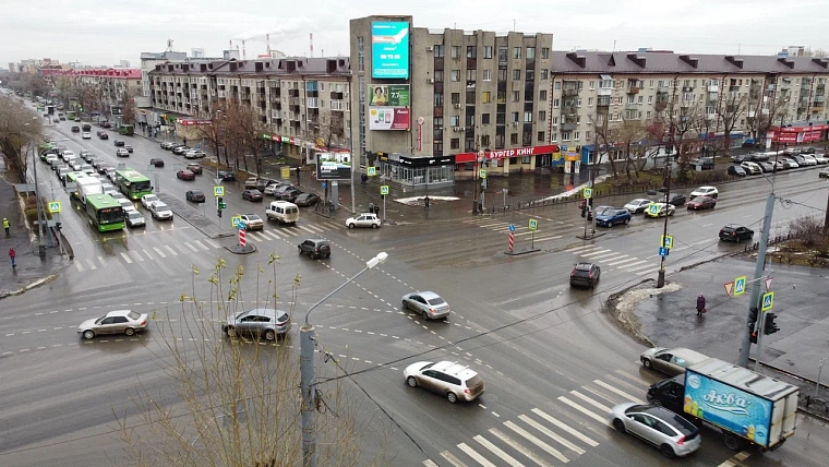 Внимание! Дети! Госавтоинспекция усилила контроль за перевозками юных тюменцев