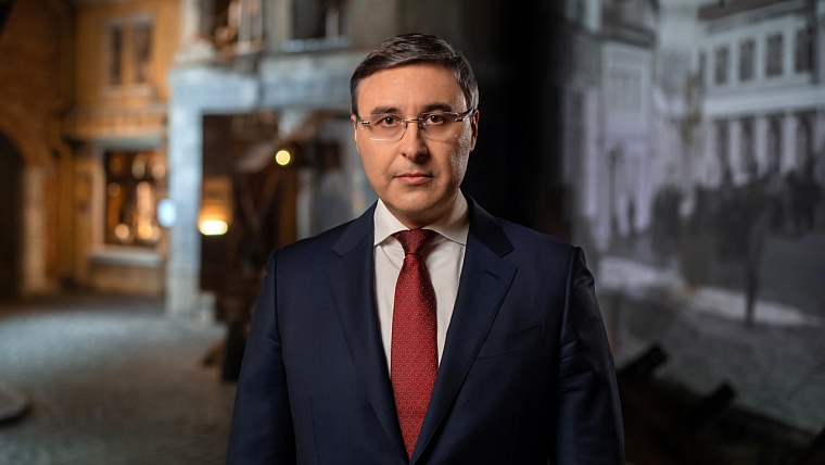 Министр образования Валерий Фальков поздравил жителей Тюменской области