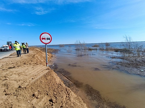 Жители некоторых сел Тюменской области уже возвращаются в свои дома после паводка