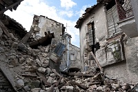 "Больно вспоминать". Армяне Тюменской области почтили память погибших в землетрясении