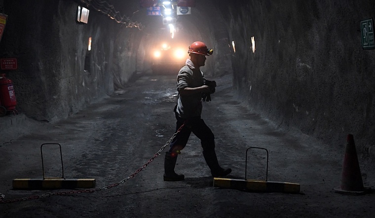 Владимир Якушев поздравил шахтеров с их профессиональным праздником