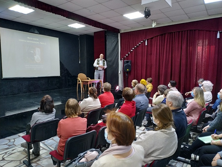 "Куда прешь, сволочь!" Профессиональный биолог рассказал тюменцам об особенностях фотоохоты