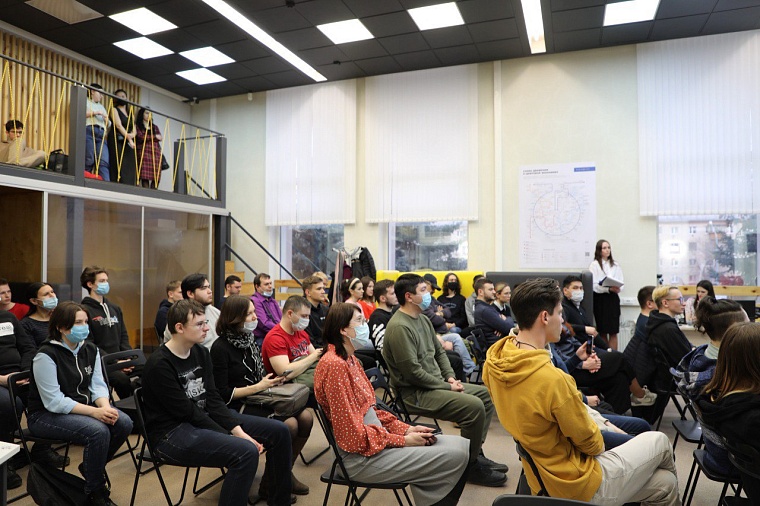 Тюменцев приглашают бесплатно обучиться программированию