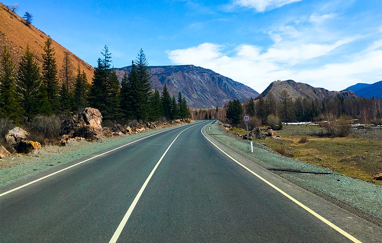 Чуйский тракт – одна из красивейших автодорог мира.