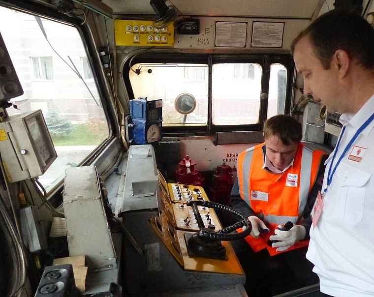 В Тюмени соревнуются машинисты поездов