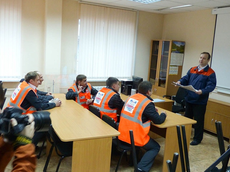 В Тюмени соревнуются машинисты поездов