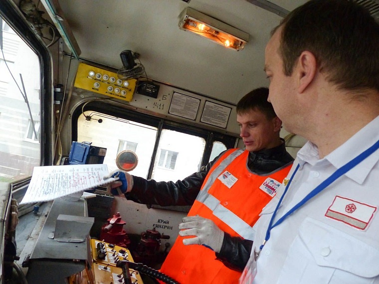 В Тюмени соревнуются машинисты поездов