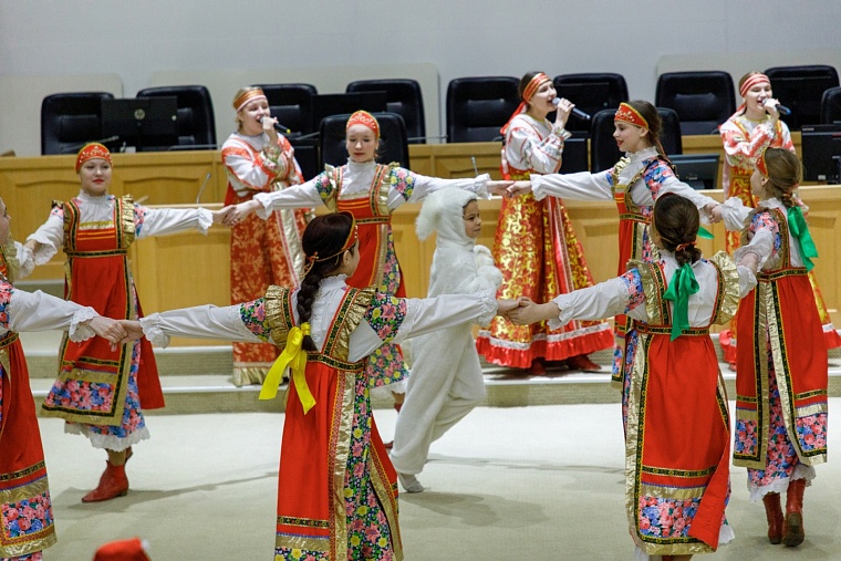 Дед Мороз из Великого Устюга ответил на вопросы тюменских школьников