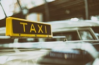 Тюменские ветераны могут бесплатно пользоваться услугами такси