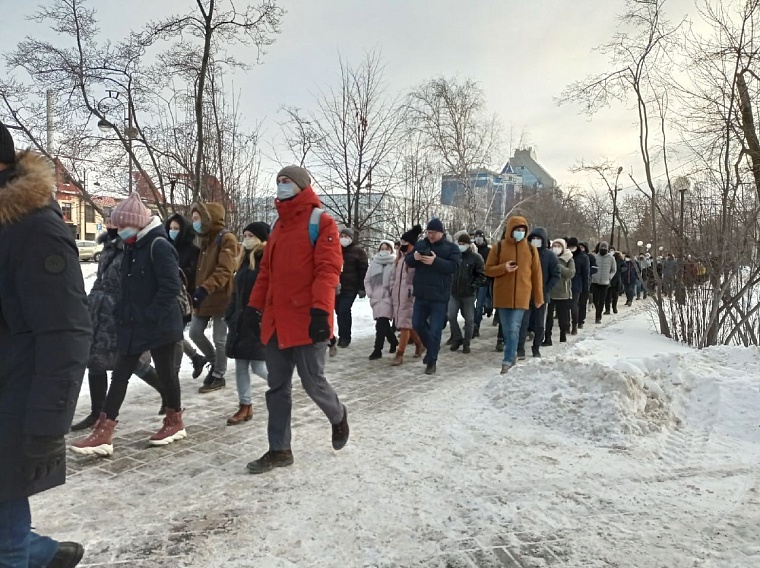 В Тюмени забирали подстрекателей и самых активных участников незаконного митинга