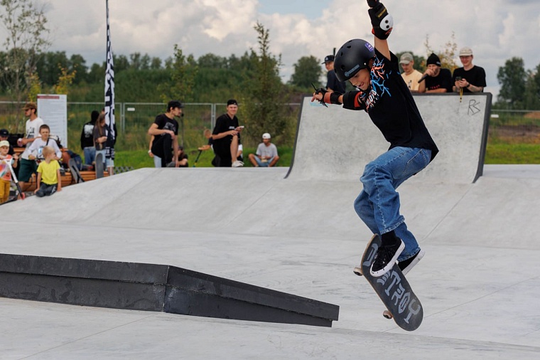 Новое место притяжения. В Тюмени появилась современная площадка для популярного вида спорта