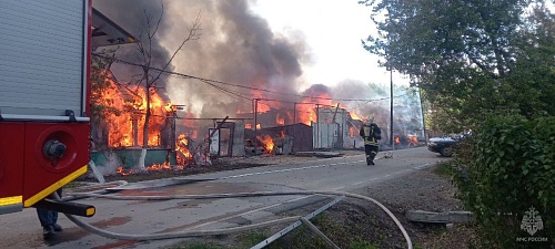 В Тюмени из-за сильного ветра установлен четвертый класс пожарной опасности