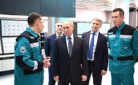 Владимир Путин побывал на "ЗапСибНефтехиме"
