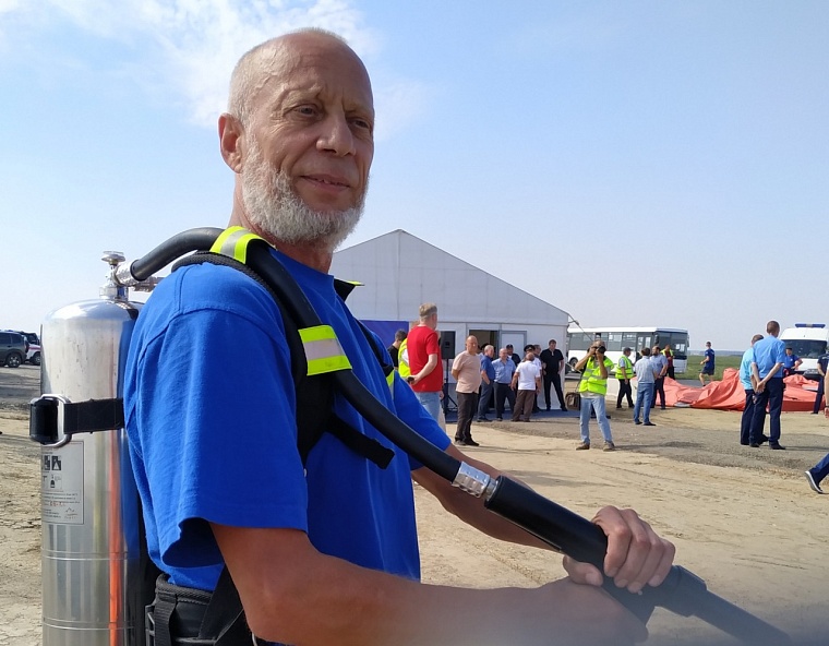 Тушить пожары станет проще и быстрее: в Тюмени испытали новое средство для борьбы с огнем