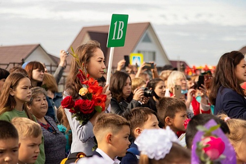 Тюменские родители подали 7 800 электронных заявлений о приеме в 1-й класс