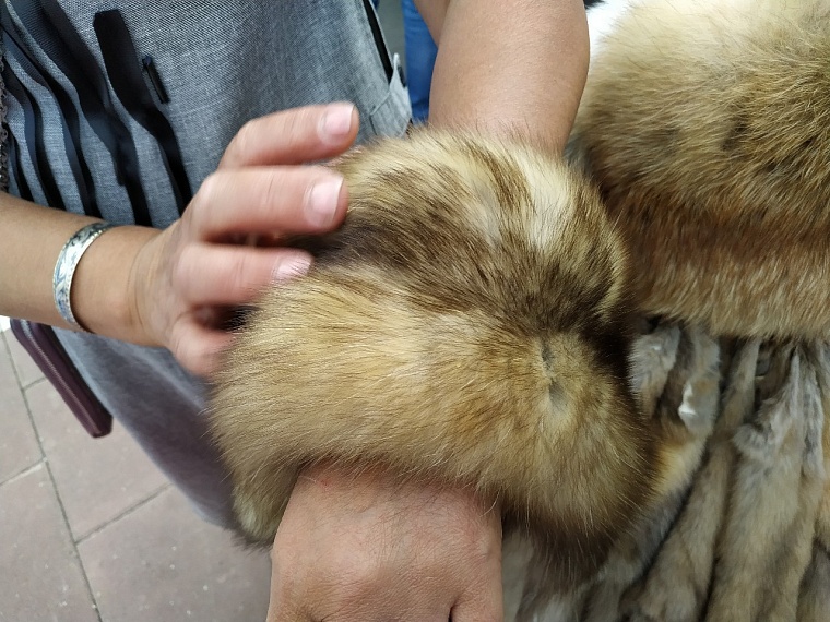 От валенок до меха соболей: в центре Тюмени проходит большая выставка мастеров