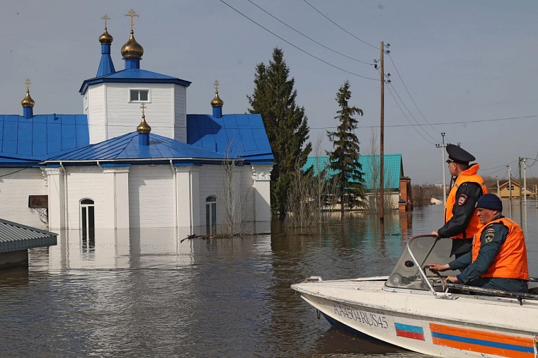 Владимир Якушев встретился с главными федеральными инспекторами для обсуждения паводка