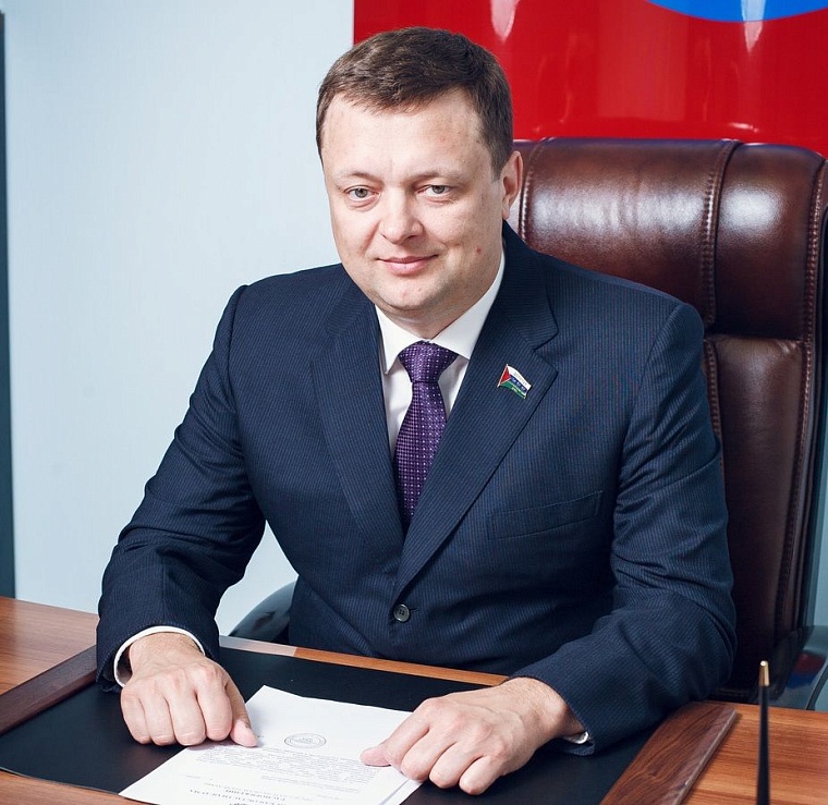 Михаил Селюков: Государству поддерживать иждивенчество не стоит