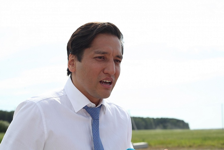 Инновационный геотекстиль спасает дороги от грунтовых вод, людей от запаха свалок и дачников – от сорняков