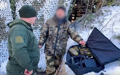 Тюменцам на передовую передали новую систему борьбы с FPV-дронами