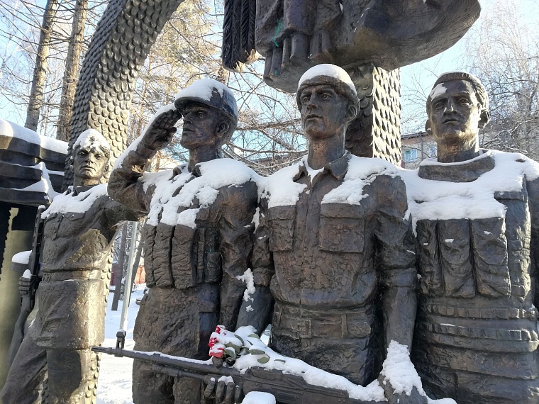 В канун 23 февраля тюменцы рассказывают о героях в своих семьях