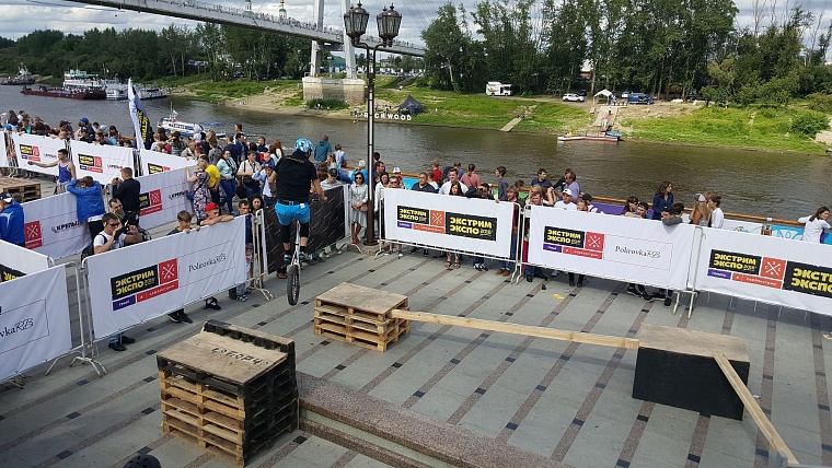 В День города набережная превратилась в фестиваль экстрима