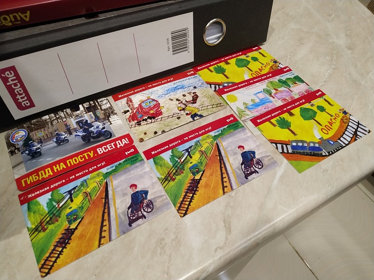 Антистресс и тренировка памяти: в коллекции у тюменки 9 тысяч карманных календариков